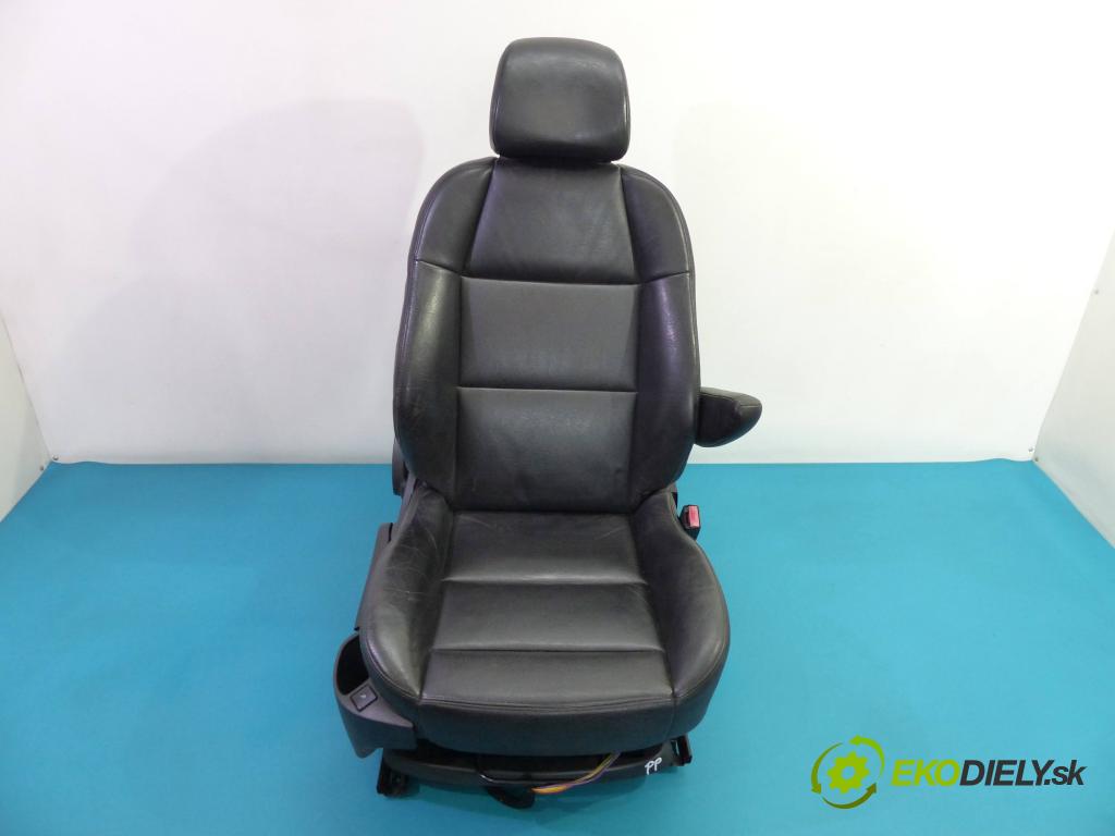 Peugeot 307 2.0 HDI 107 HP manual 79 kW 1997 cm3  sedadla sedačky -