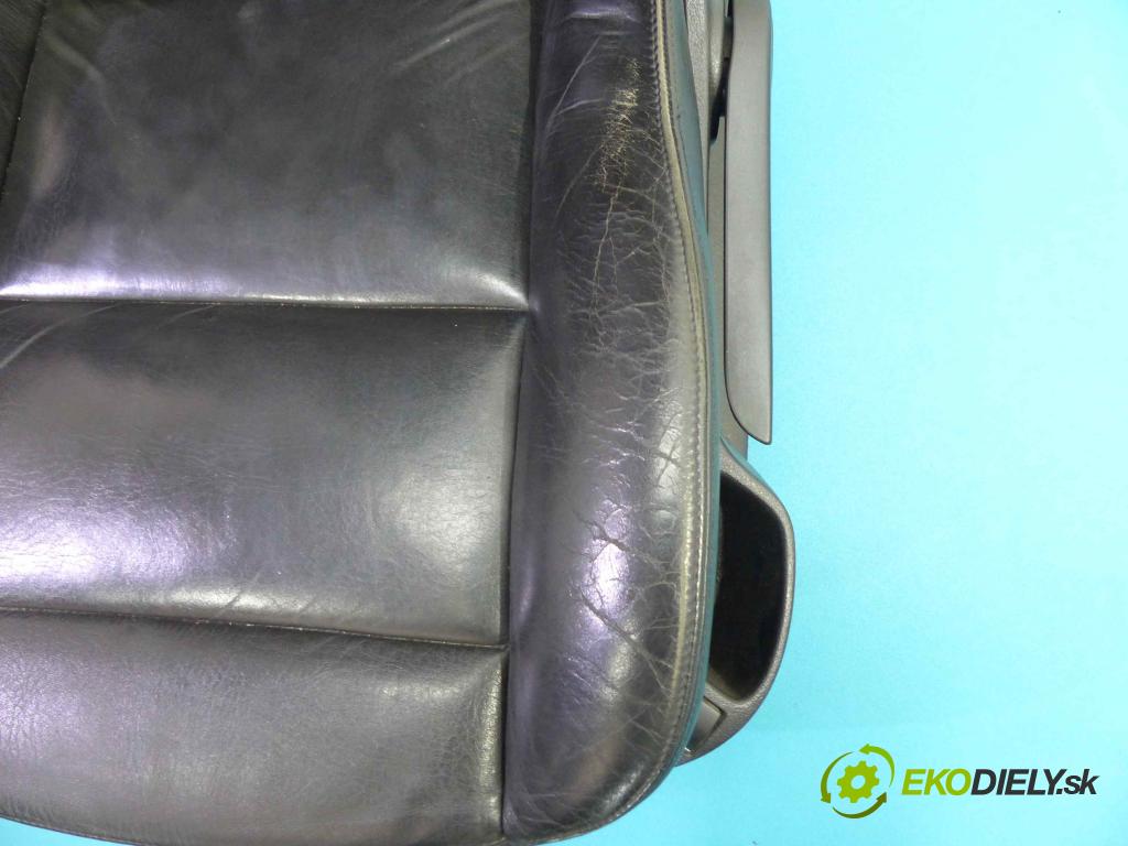 Peugeot 307 2.0 HDI 107 HP manual 79 kW 1997 cm3  sedadla sedačky -