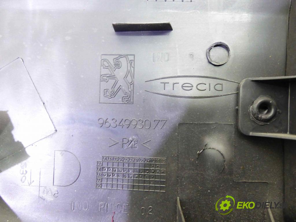 Peugeot 307 2.0 HDI 107 HP manual 79 kW 1997 cm3  sedadla sedačky -