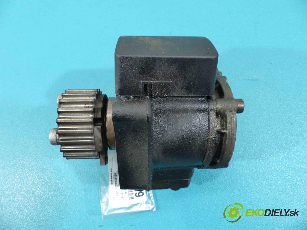 Skoda Fabia II 2007-2014 1.6 TDI 75 hp manual 55 kW 1598 cm3  pumpa vstřikovací 03L130755AH01 (Vstřikovací čerpadla)