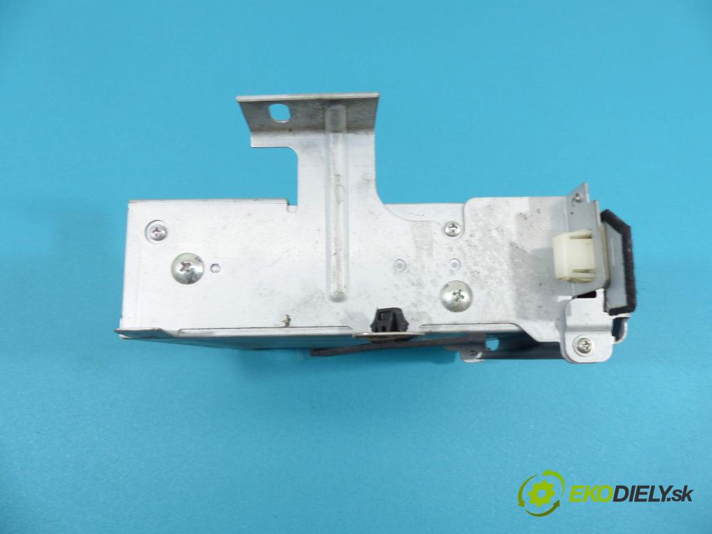 Subaru Tribeca 2005-2014 3.6 V6 258 HP automatic 190 kW 3630 cm3  Navigácia Y34-1932-71 (GPS navigácie)