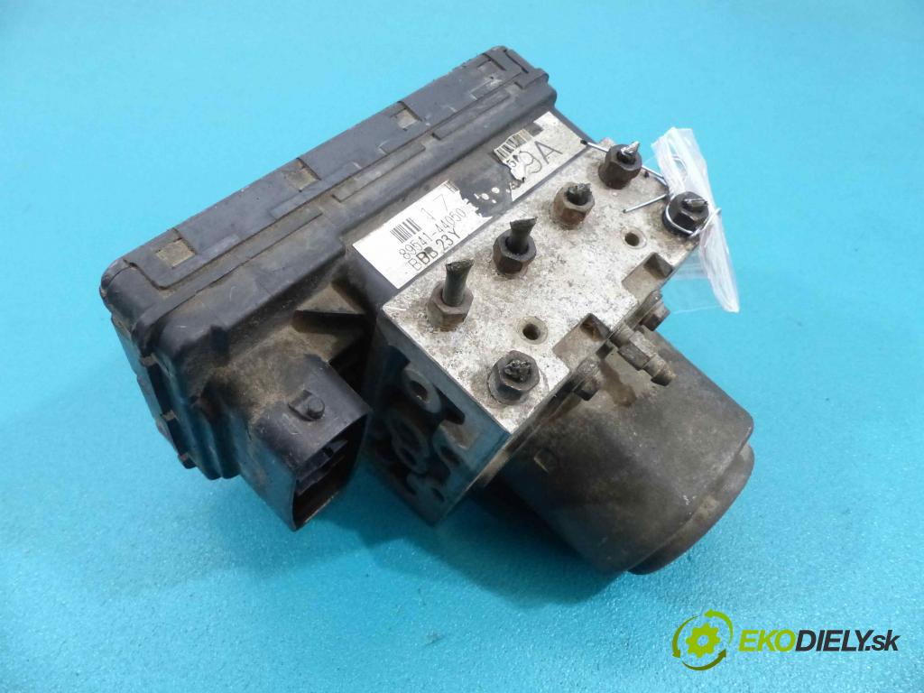Toyota Corolla Verso I 2001-2004 2.0 D4D 90 HP manual 66 kW 1995 cm3  Pumpa ABS 89541-44050 (Pumpy ABS)