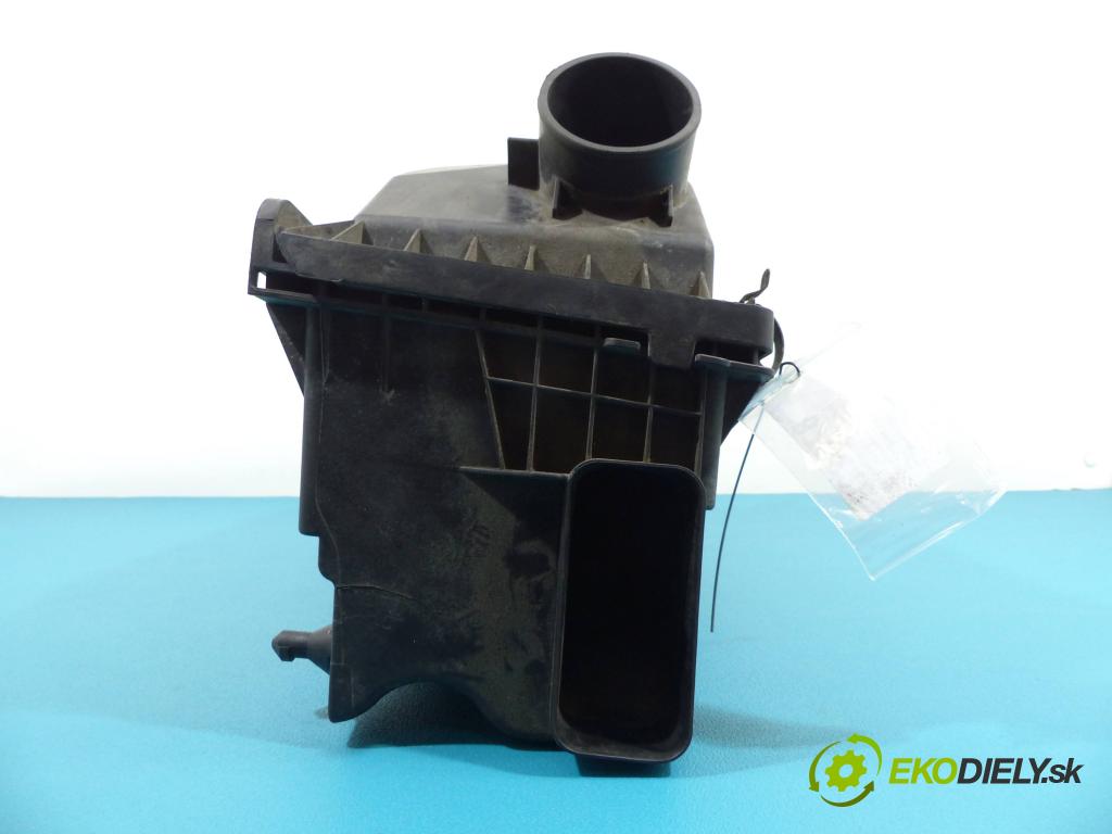 Dodge Caliber 1.8 16V - 150 hp manual 110 kW 1798 cm3  obal filtra vzduchu 04891700AB (Kryty filtrů)