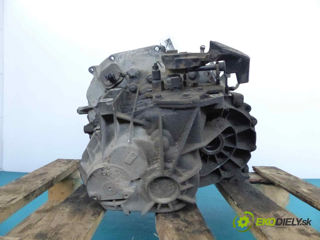 Ford Mondeo Mk3 2000-2007 2.0 16V - 145 HP manual 107 kW 1998 cm3  Prevodovka - manuálne 1S7R 7002 BF