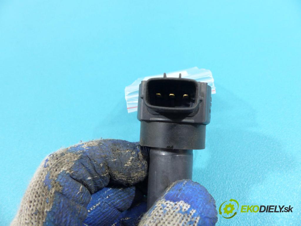 Mitsubishi Colt Z30 VI 04-12 1.3 16V - 95 HP automatic 70 kW 1300 cm3  Cievka zapaľovacia FK0330 (Zapaľovacie cievky, moduly)