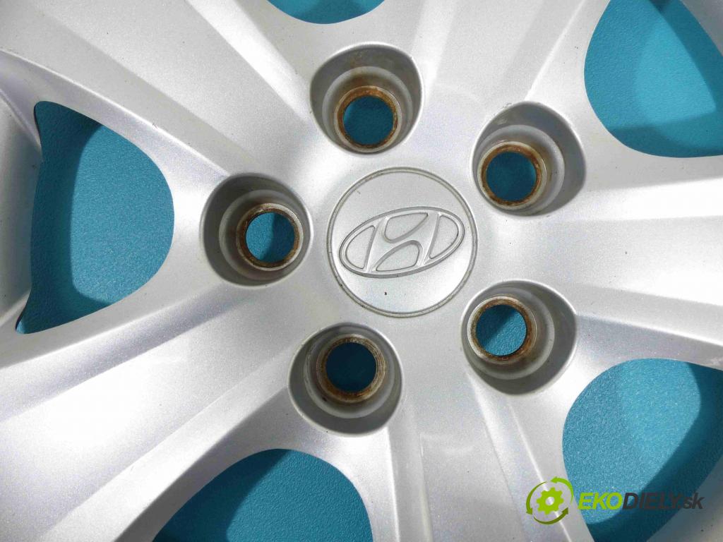 Hyundai I30 I 2007-2012 1.4 16V - 109 hp manual 80 kW 1396 cm3  puklice 529602R000 (Puklice)