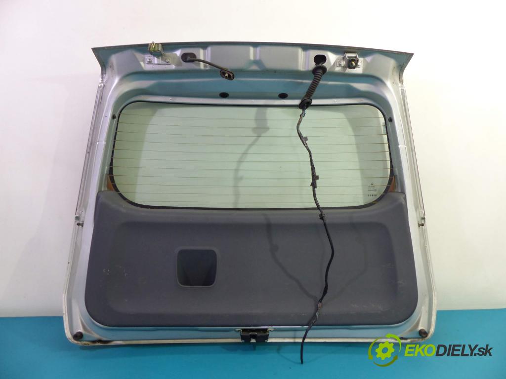 Mitsubishi Colt Z30 VI 04-12 1.3 16V - 95 hp automatic 70 kW 1300 cm3  zadní část kapota  (Zadní kapoty)