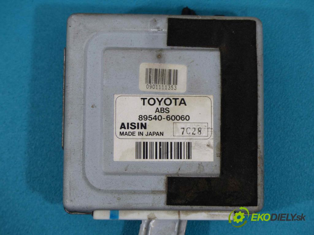 Toyota Land Cruiser III J90 1996-2002 3.0 TD 125 HP manual 92 kW 2982 cm3  Modul Riadiaca jednotka 89540-60060 (Ostatné)