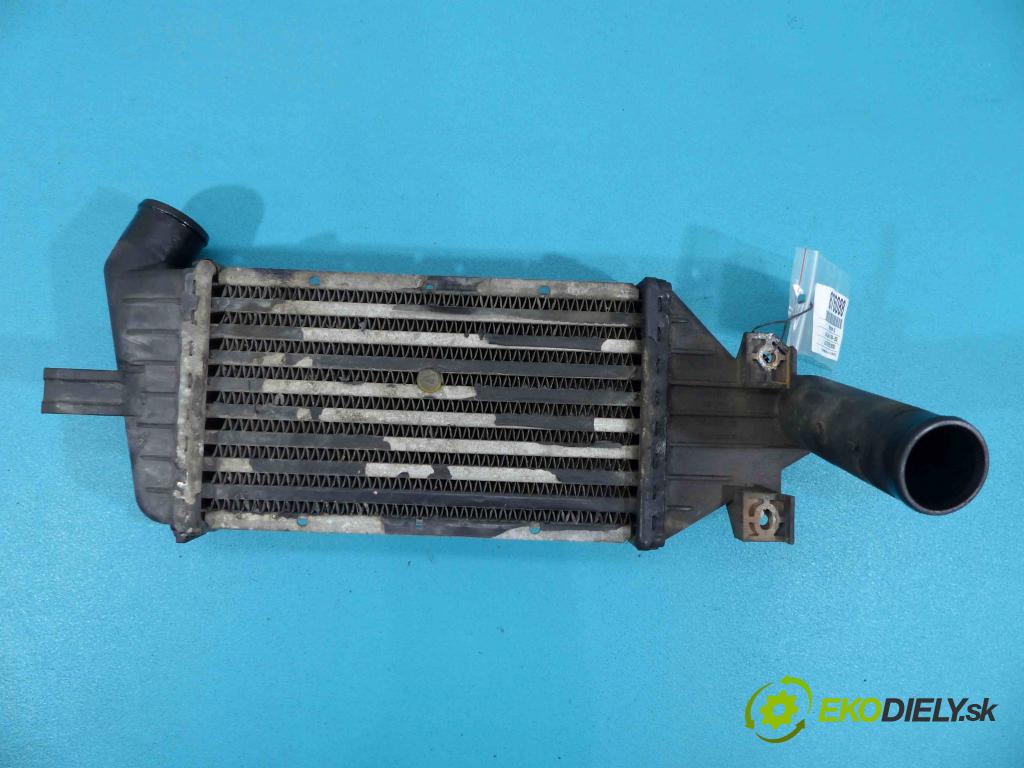 Opel Zafira A 1999-2005 2.2 DTI 125 hp manual 92 kW 2172 cm3  intercooler  (Chladiče nasávaného vzduchu (intercoolery))