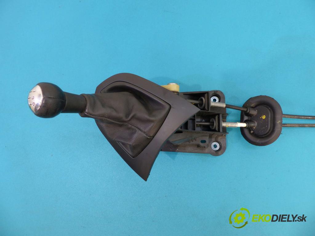 Peugeot 308 1.6 HDI 90 HP manual 66 kW 1560 cm3  Kulisa - -  (Rýchlostné páky / kulisy)