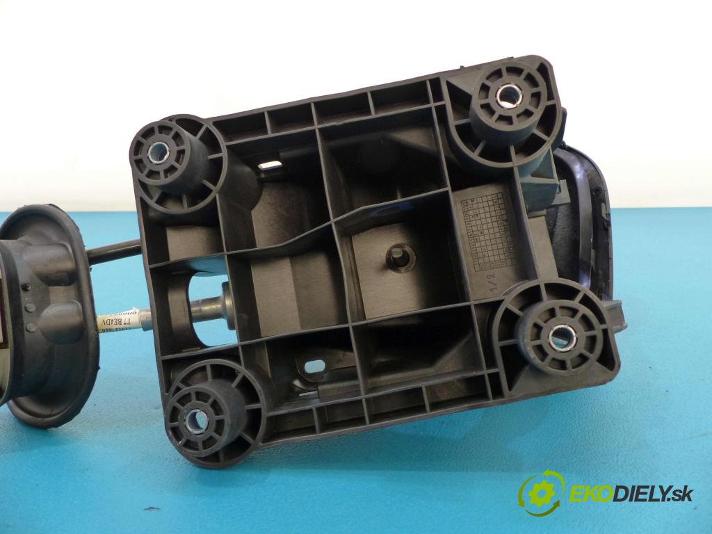 Peugeot 308 1.6 HDI 90 HP manual 66 kW 1560 cm3  Kulisa - -  (Rýchlostné páky / kulisy)