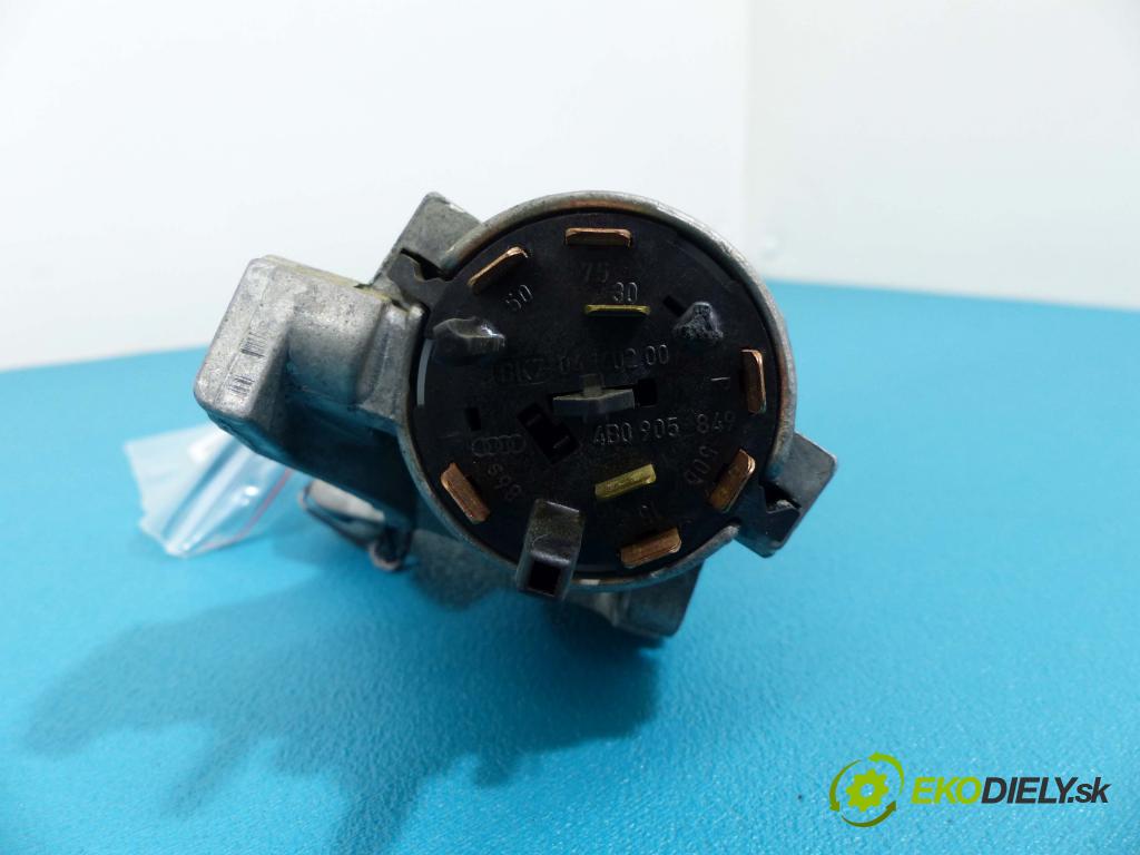 Seat Exeo 2.0 TDI 143 HP manual 105 kW 1968 cm3  spinačka 4B0905851Q (Spínacie skrinky a kľúče)