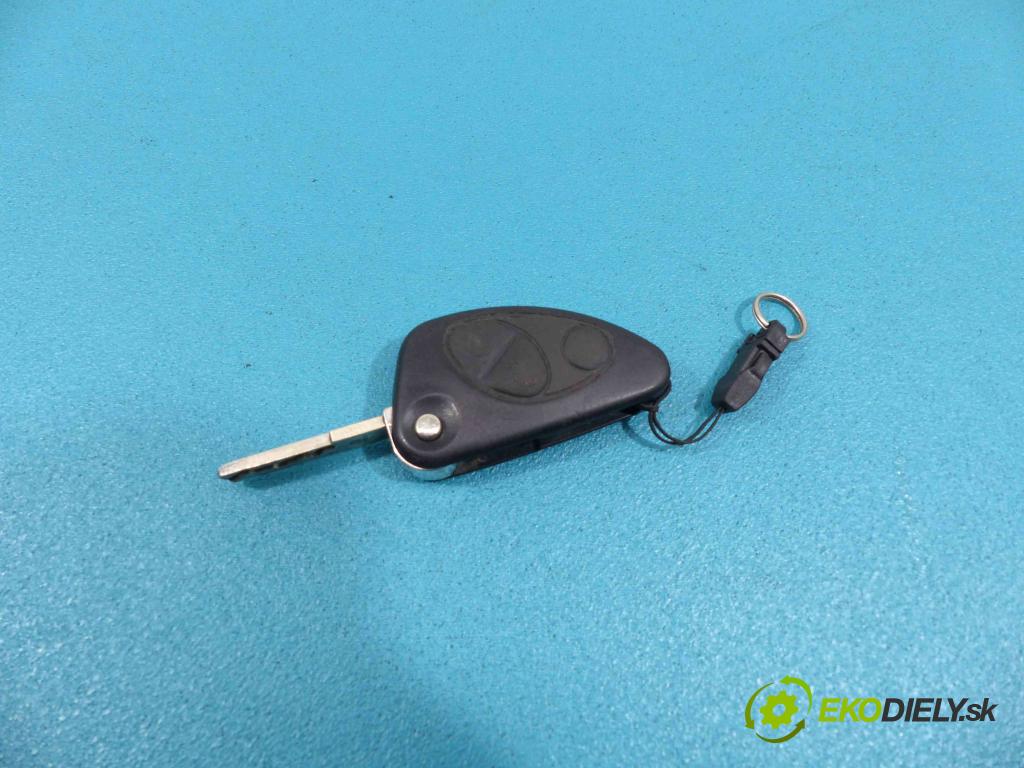 Alfa romeo 147 1.6 TS 120 hp manual 88 kW 1598 cm3  jednotka řídící 0261207728