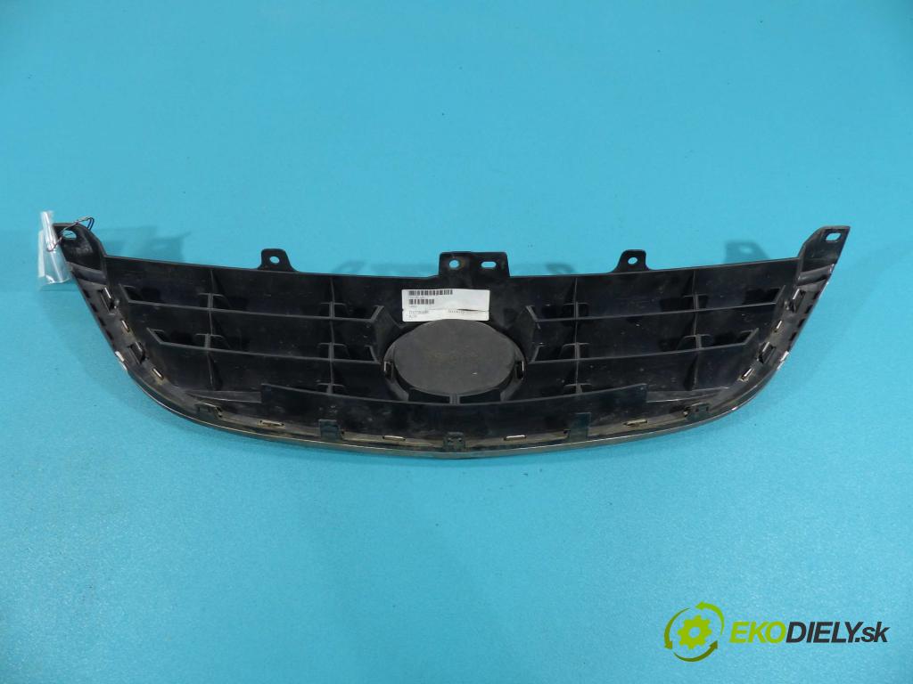 Toyota Avensis I T22 1997-2003 2.0 D4D 110 hp manual 81 kW 1995 cm3  mřížka