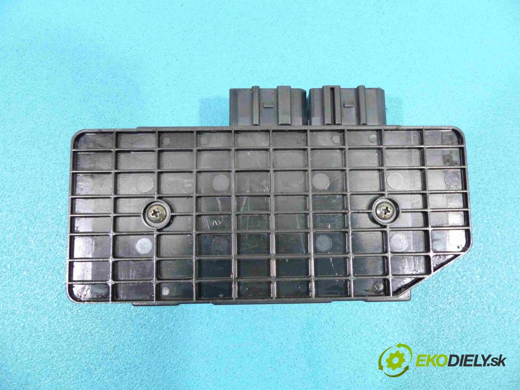 Vw Passat B5 1995-2005 1.9 TDI 90 HP manual 66 kW 1896 cm3  Modul Riadiaca jednotka 1J0959799R (Ostatné)