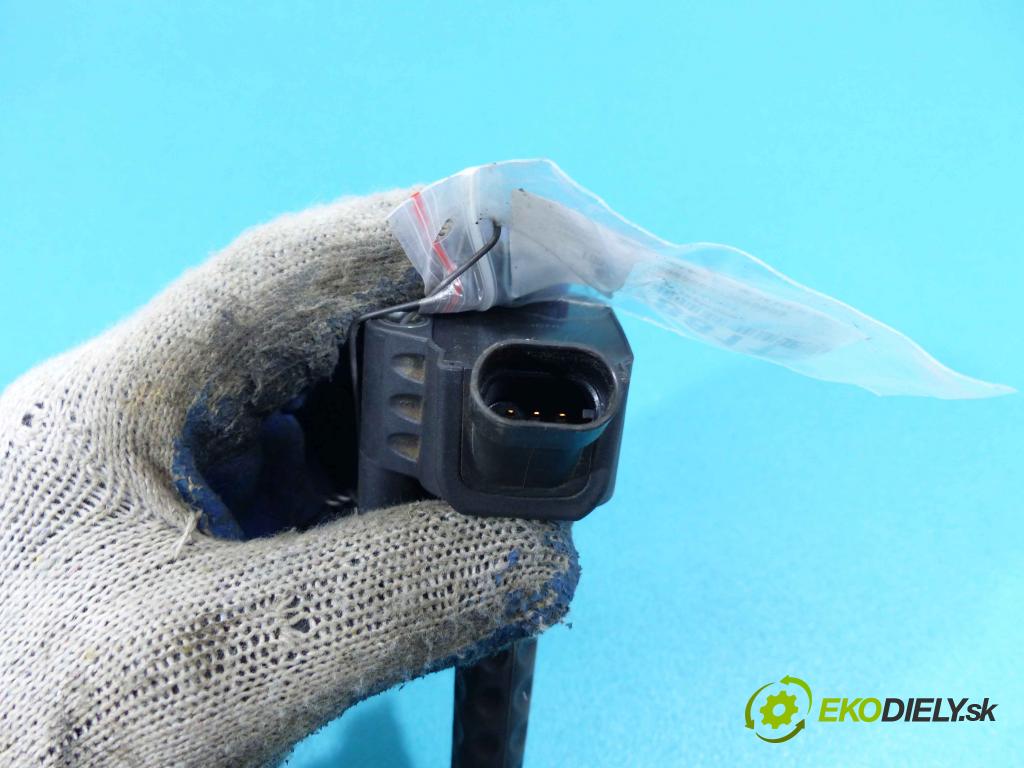 Fiat Linea 1.4 TB 120 HP manual 88 kW 1368 cm3  Cievka zapaľovacia 0221504024 (Zapaľovacie cievky, moduly)