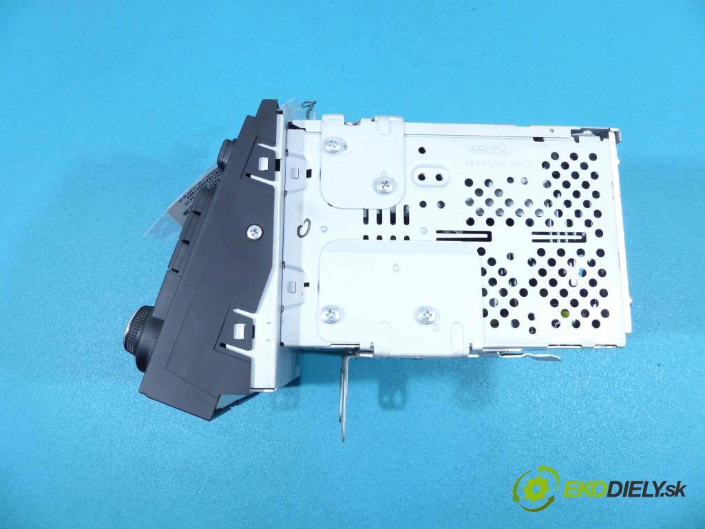 Kia Optima III 2010-2015 1.7 CRDi 136hp manual 100 kW 1685 cm3  RADIO 96170-2T350CA (Audio zařízení)