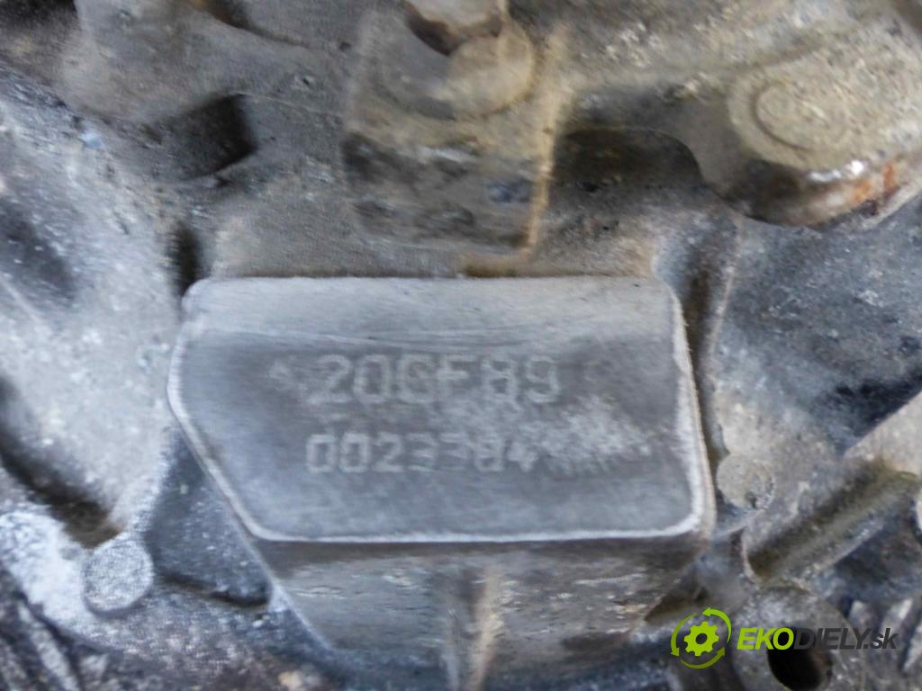 Peugeot 206 1.4 8V - 75 hp manual 55 kW 1360 cm3  převodovka - manuální 20CE89