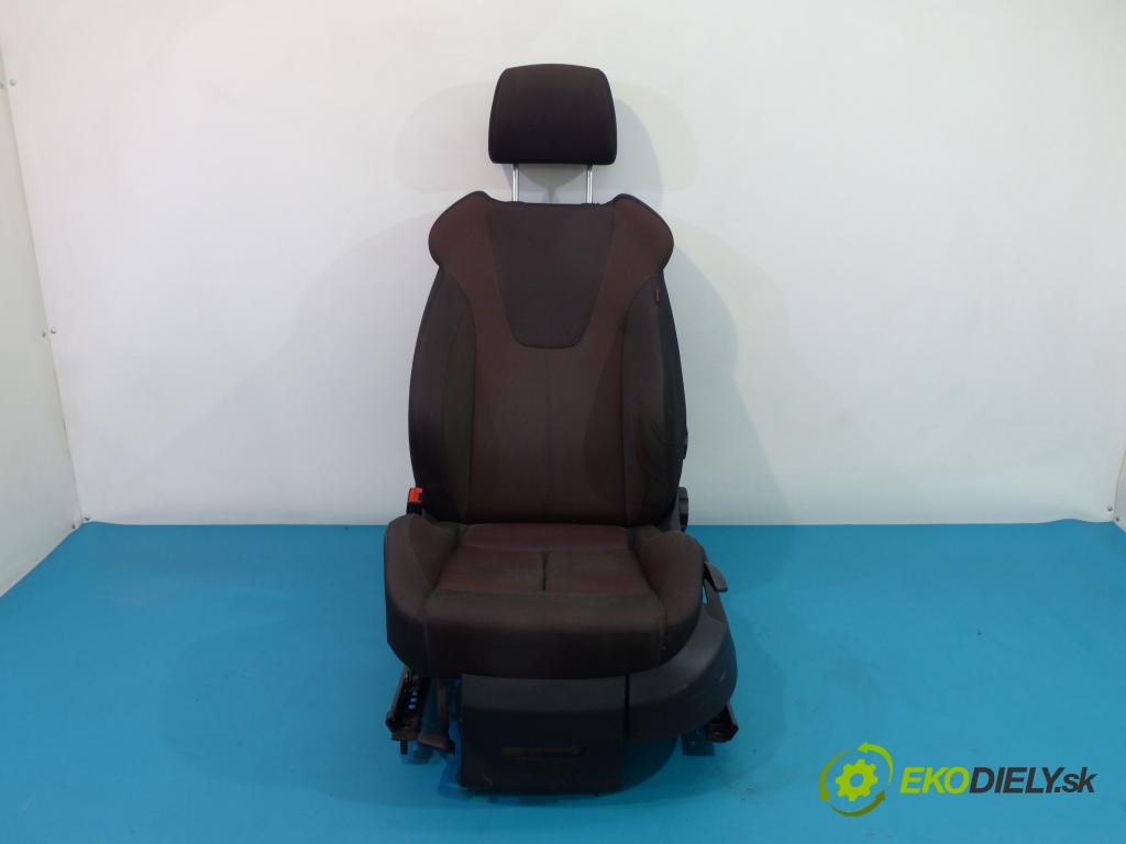 Seat Leon II 2005-2012 2.0 TFSI 185 hp manual 136 kW 1984 cm3  sedadla sedačky -