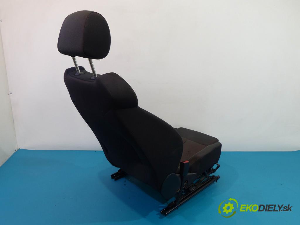 Seat Leon II 2005-2012 2.0 TFSI 185 hp manual 136 kW 1984 cm3  sedadla sedačky -