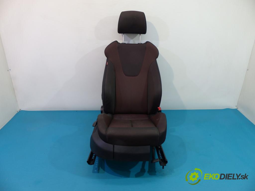 Seat Leon II 2005-2012 2.0 TFSI 185 hp manual 136 kW 1984 cm3  sedadla sedačky -