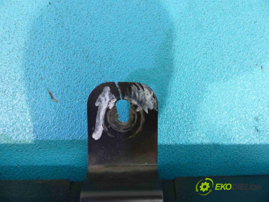 Bmw 3 e90 2005-2013 2.0D 163 hp manual 120 kW 1995 cm3  obal filtra vzduchu  (Kryty filtrů)