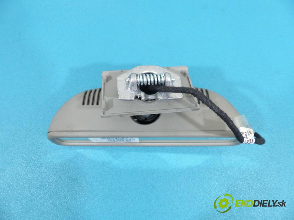 Audi A8 D3 2002-2009 4,2.0 TDI 326km automatic 240 kW 4134 cm3  zpětné zrcátko vnitřní  (Světla vnitřní)