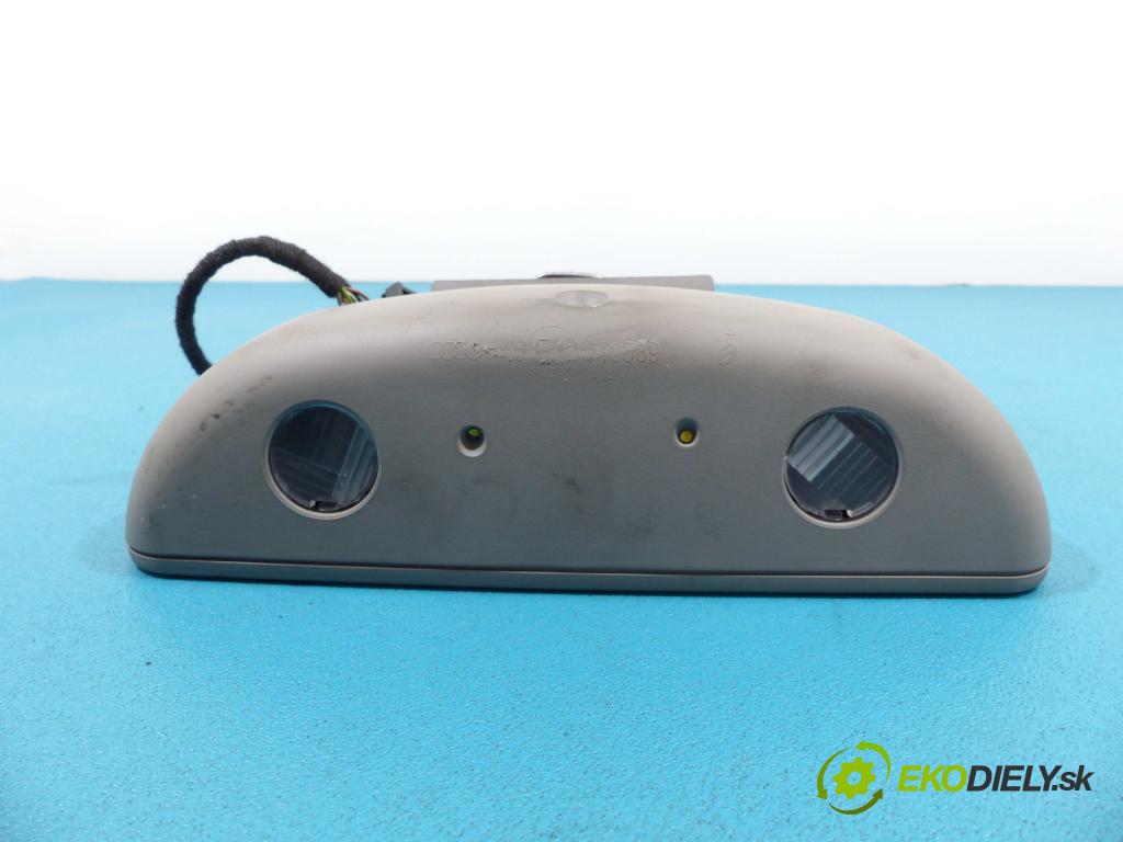 Audi A8 D3 2002-2009 4,2.0 TDI 326km automatic 240 kW 4134 cm3  zpětné zrcátko vnitřní  (Světla vnitřní)