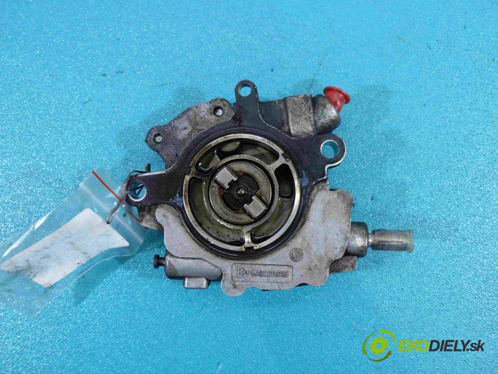 Vw Phaeton 5.0 TDI 313 hp automatic 230 kW 4921 cm3  pumpa vakuová 07Z127025E