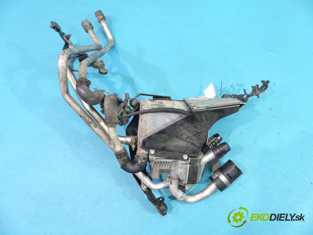 Audi Q7 2005-2015 3.0 TDI automatic 171 kW 2967 cm3  Webasto 4L0815071B (Webasto ohřívače)