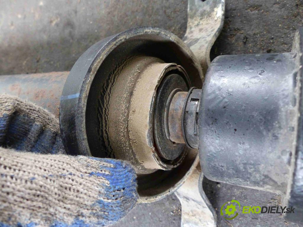 Audi A8 D3 2002-2009 4,2.0 TDI 326km automatic 240 kW 4134 cm3 4- Kardaň, hriadeľ hnací 4E0521101F (Kardaňové hriadele)