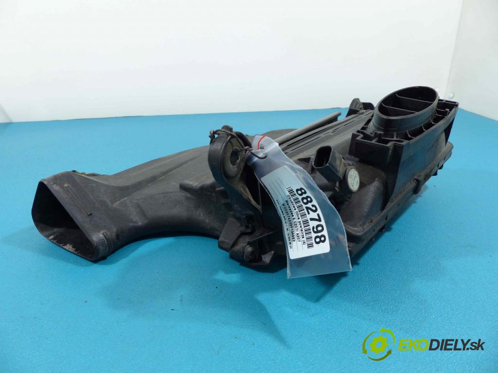 Mercedes E C207/ A207 3.0 CDI 265km automatic 195 kW 2987 cm3 2- obal filtra vzduchu A6420903101 (Kryty filtrů)