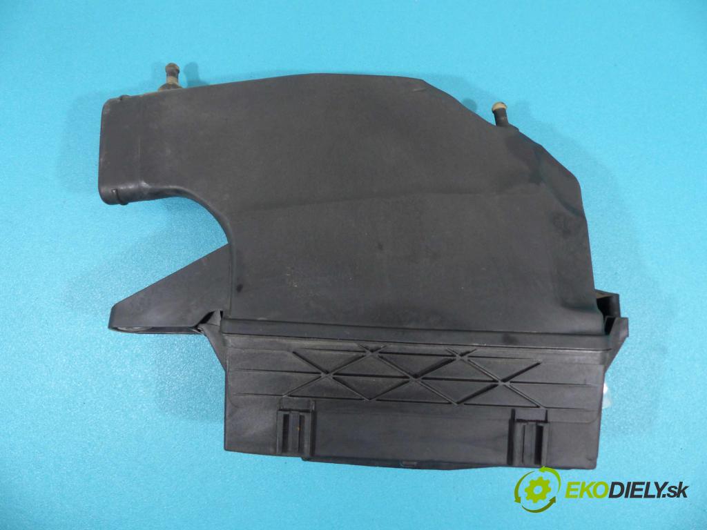 Mercedes E C207/ A207 3.0 CDI 265km automatic 195 kW 2987 cm3 2- obal filtra vzduchu  (Kryty filtrů)