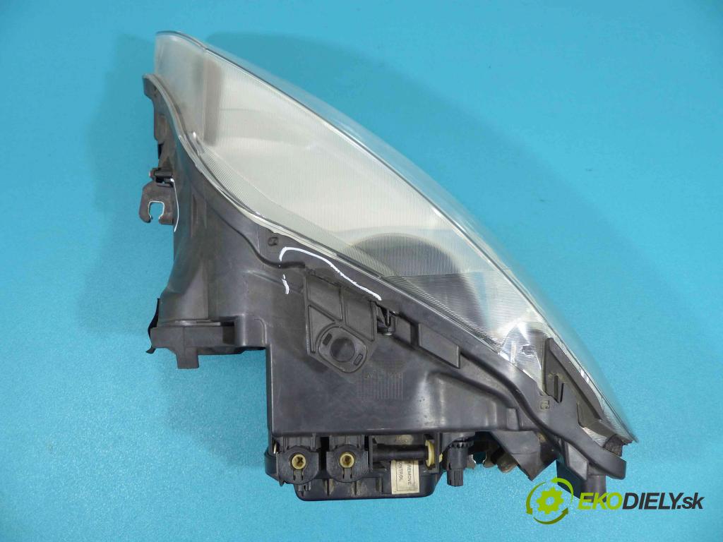 Seat Exeo 2.0 TDI 143 hp manual 105 kW 1968 cm3  světlomet pravý 89320181