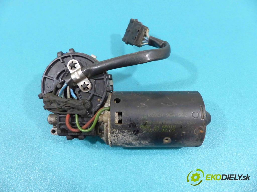 Peugeot 306 1.4 - 75 HP manual 55 kW 1361 cm3  Motor stieračov predný 964562