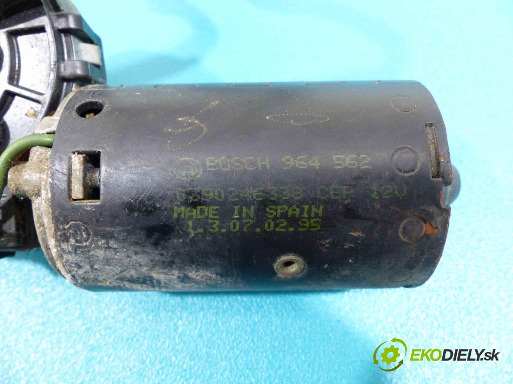 Peugeot 306 1.4 - 75 HP manual 55 kW 1361 cm3  Motor stieračov predný 964562