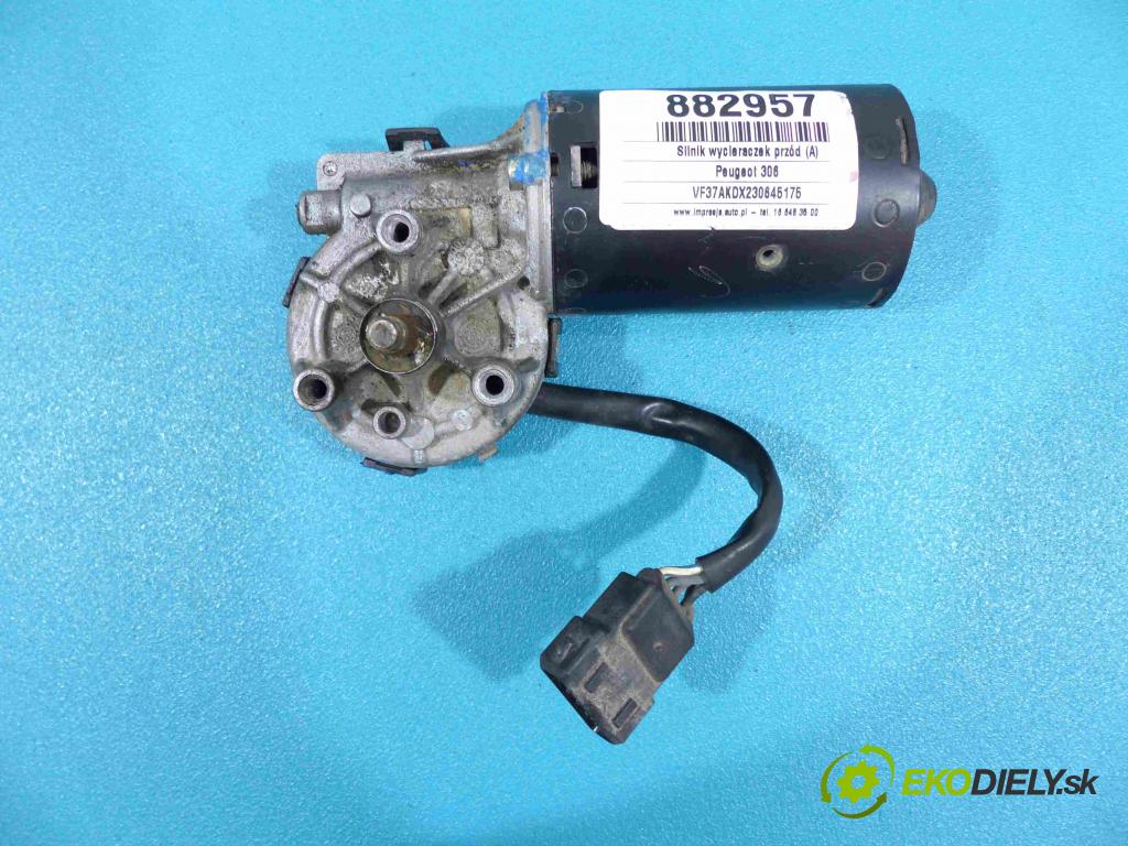 Peugeot 306 1.4 - 75 HP manual 55 kW 1361 cm3  Motor stieračov predný 964562