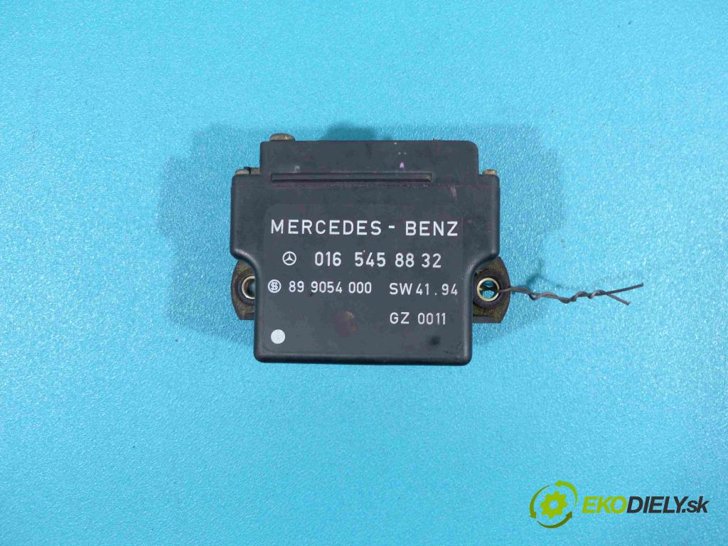 Mercedes E W210 1995-2002 3.0d 136 HP manual 100 kW 2996 cm3  relé 0165458832 (Relé)