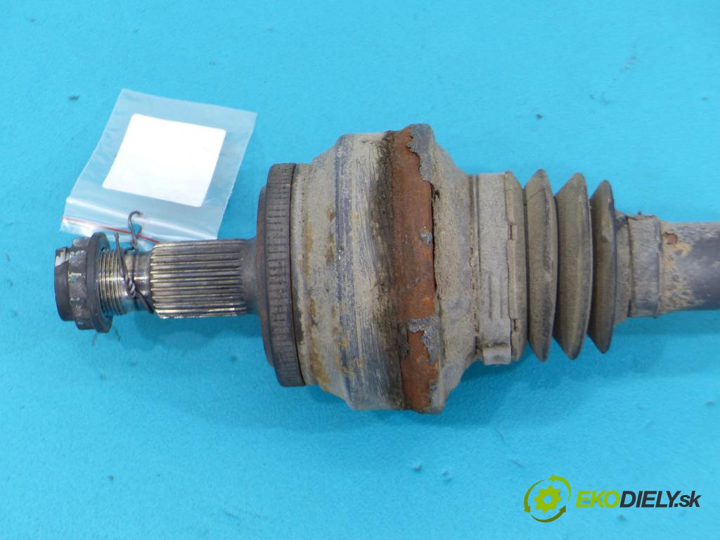 Mercedes E C207/ A207 3.0 CDI 265km automatic 195 kW 2987 cm3 2- Poloos ľavá strana  (Poloosy)