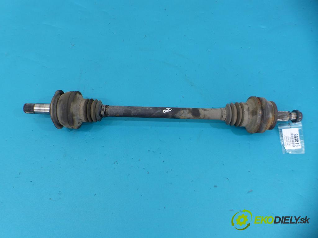 Mercedes E C207/ A207 3.0 CDI 265km automatic 195 kW 2987 cm3 2- Poloos pravá  (Poloosy)