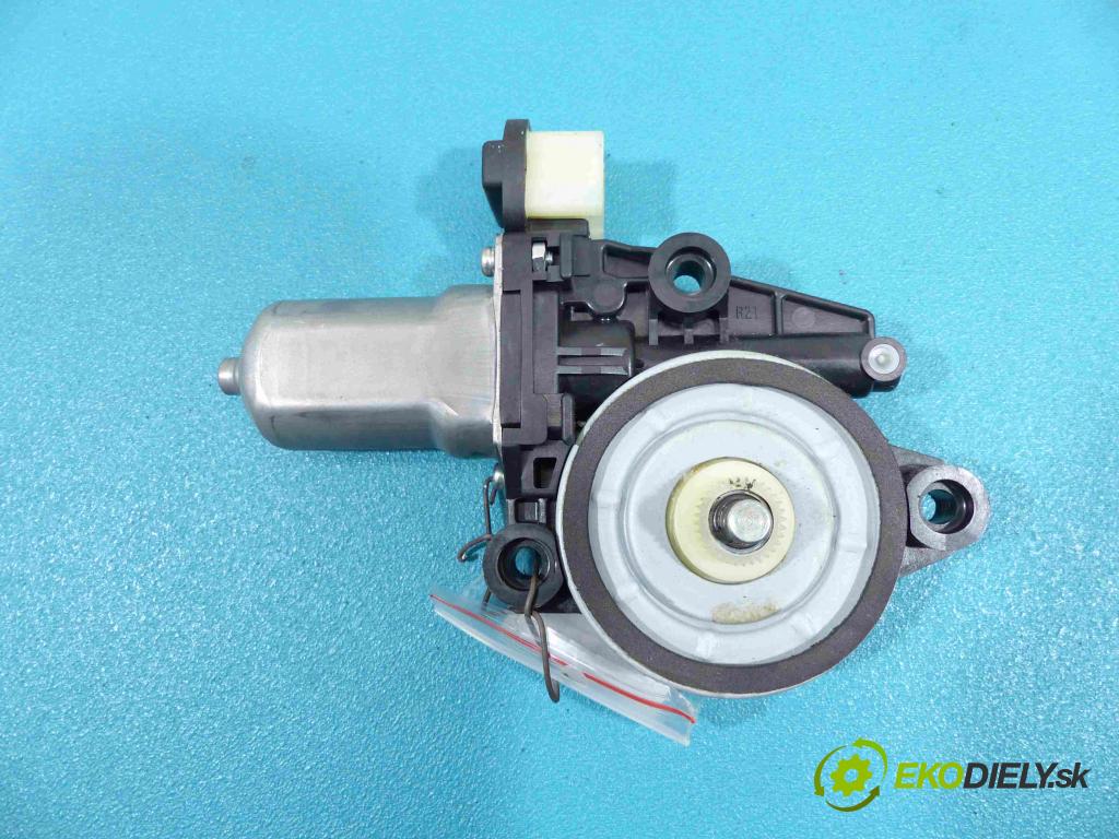 Nissan Maxima A35 2009-2015 3.5 V6 automatic 214 kW 3498 cm3  Motorček 062040-3103