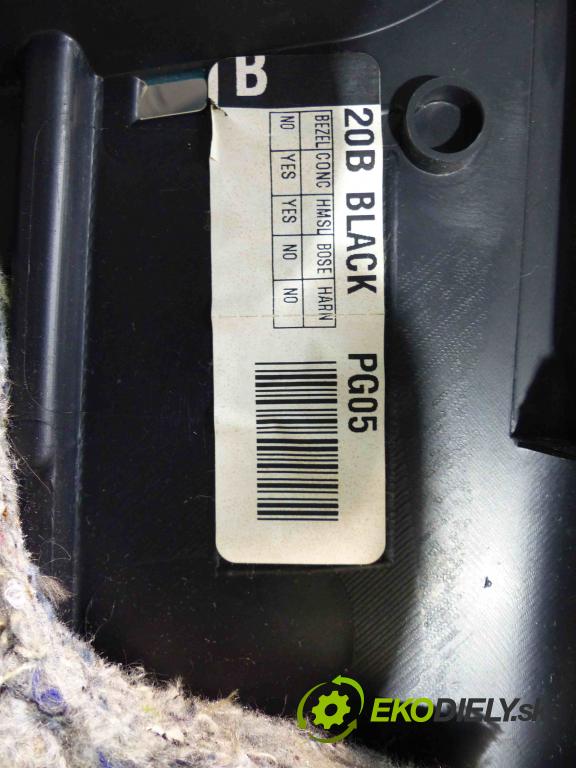 Nissan Maxima A35 2009-2015 3.5 V6 291KM automatic 214 kW 3498 cm3 4- zadná  (Pláta zadné)