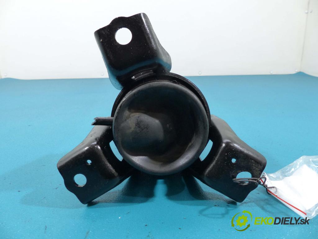 Nissan Maxima A35 2009-2015 3.5 V6 automatic 214 kW 3498 cm3  AirBag Motor  (Držiaky motora)