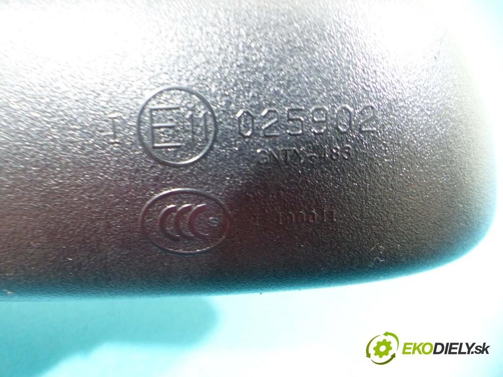 Mercedes E C207/ A207 3.5 CGI 292km automatic 215 kW 3498 cm3 2- zpětné zrcátko vnitřní  (Světla vnitřní)