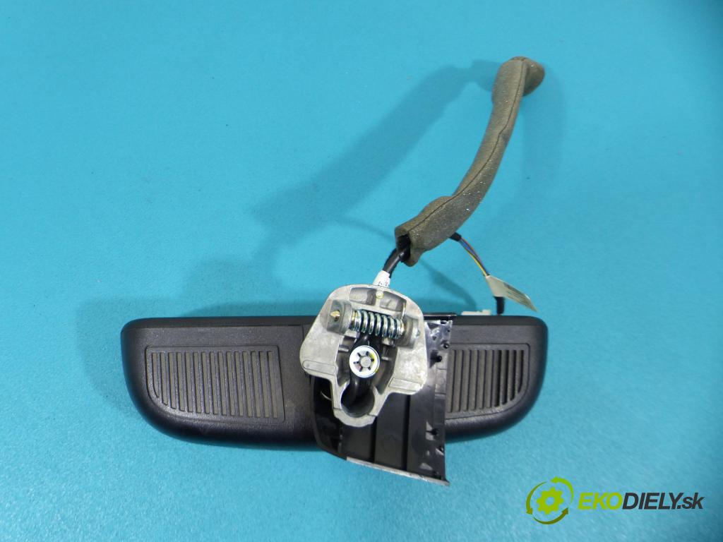 Mercedes E C207/ A207 3.5 CGI 292km automatic 215 kW 3498 cm3 2- zpětné zrcátko vnitřní  (Světla vnitřní)