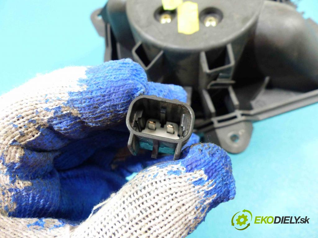 Renault Scenic I 1996-2003 2.0 8V - 114 hp manual 84 kW 1998 cm3  - vzduchu A53657322C