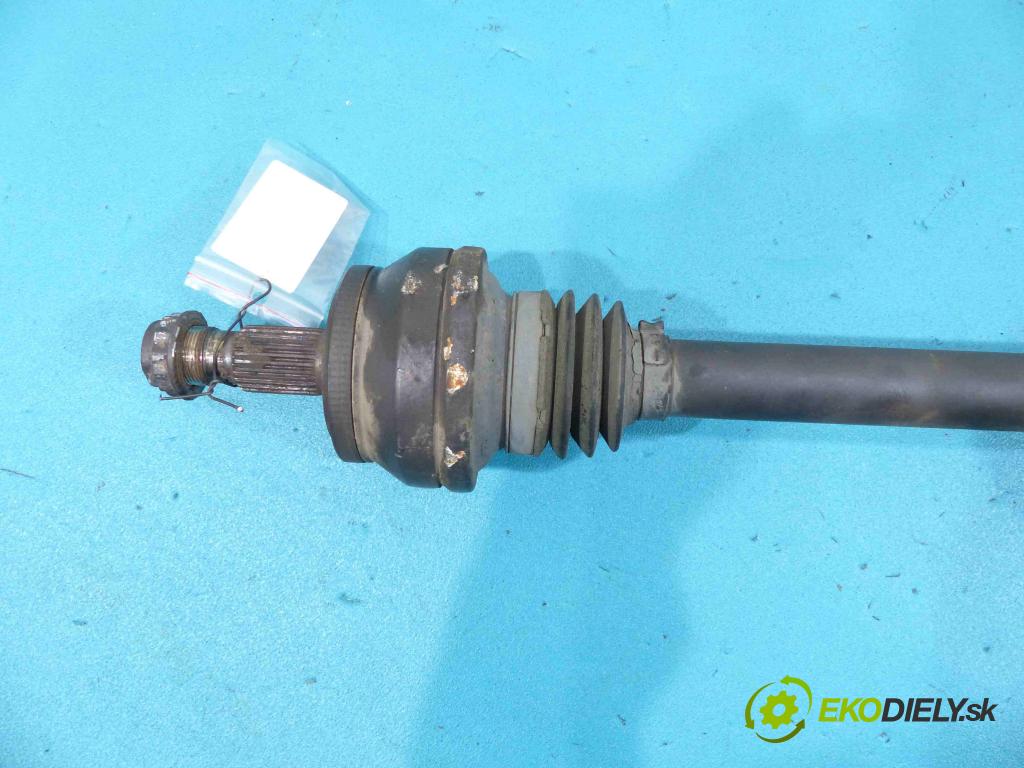 Mercedes E C207/ A207 3.5 CGI automatic 215 kW 3498 cm3 2- poloos ľavé  (Poloosy)