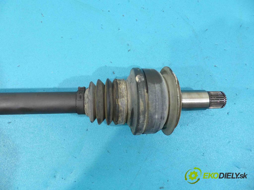 Mercedes E C207/ A207 3.5 CGI automatic 215 kW 3498 cm3 2- poloos ľavé  (Poloosy)