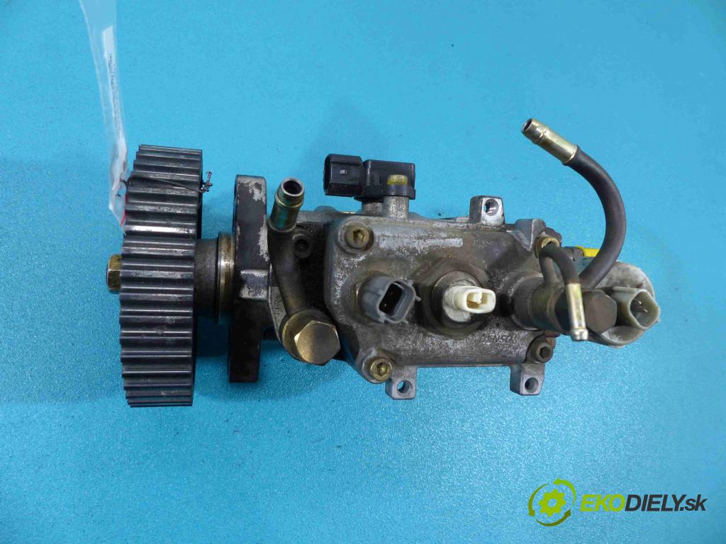 Opel Corsa C 2000-2006 1.7 DTI 75 HP manual 55 kW 1686 cm3  Pumpa vstrekovacia 8-97185242-2 (Vstrekovacie čerpadlá)