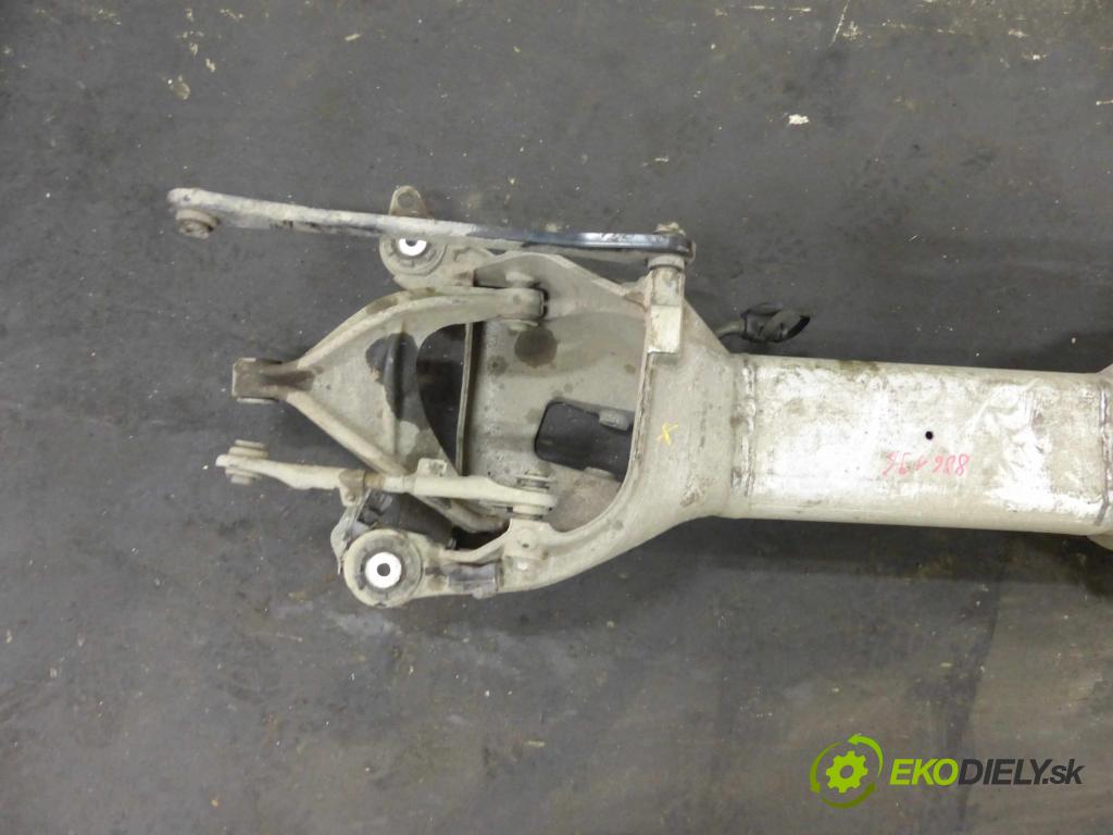 Peugeot 508 2010-2018 1.6 HDI 114 hp automatic 84 kW 1560 cm3  zadní část výztuha